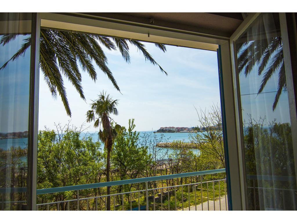 Apartman Sur La *